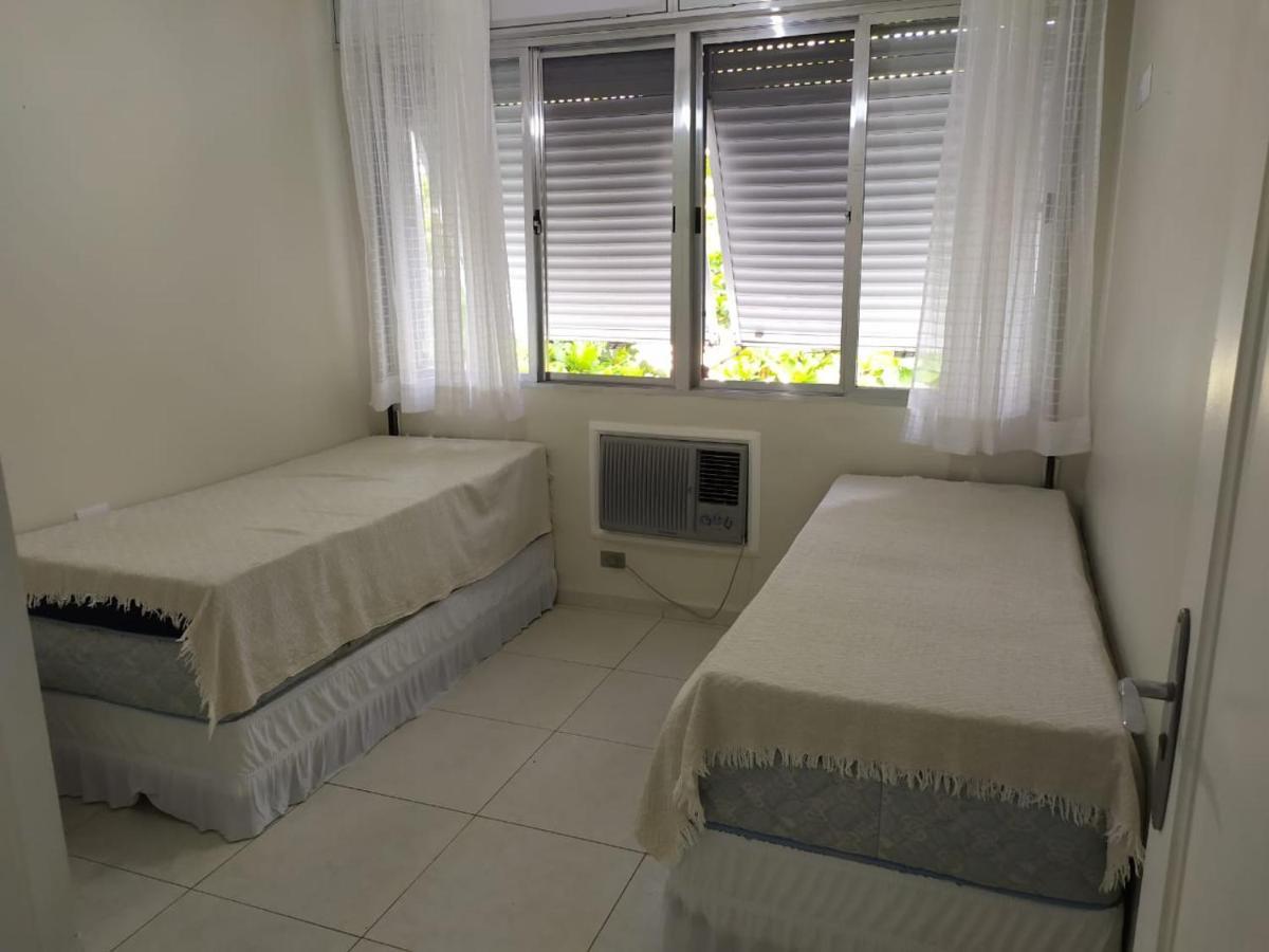 Guaruja Enseada - Apto 200M Da Praia - 02 Dorm. Wi-Fi + Ar + Estacionamento Buitenkant foto
